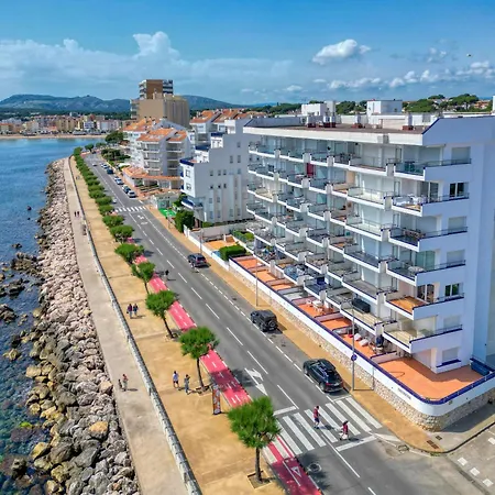 Apartment Frontmar Boutique *